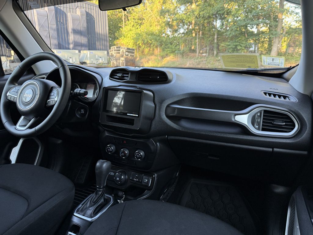 2019 Jeep Renegade Image 12