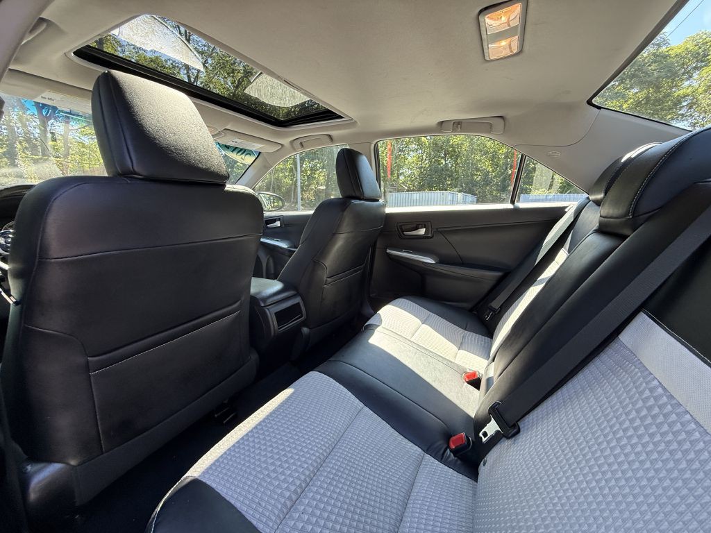 2012 Toyota Camry Image 13