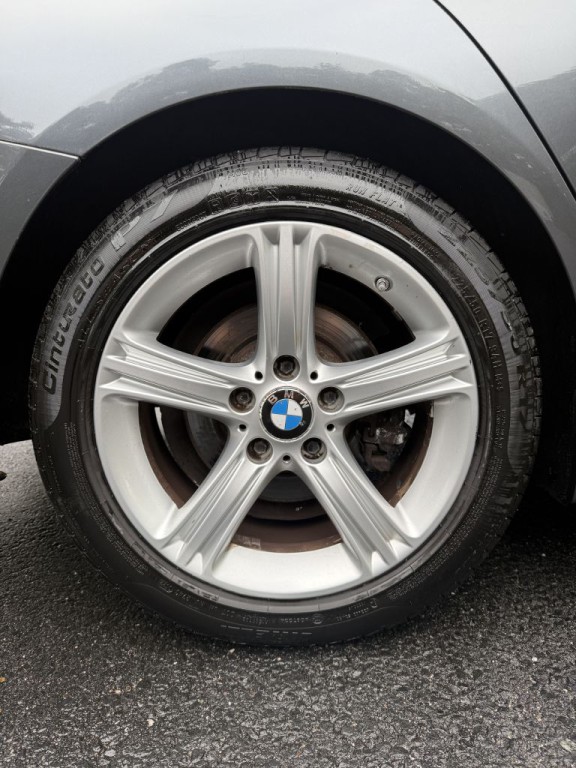 2014 BMW 3 Series Image 15