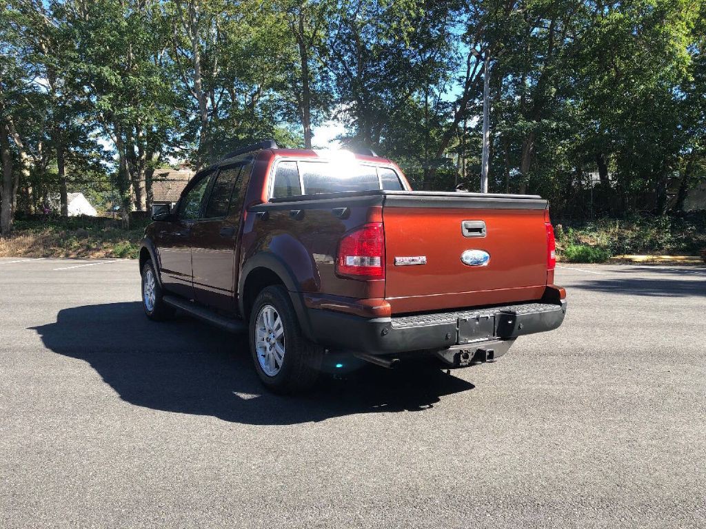 2009 Ford Explorer Image 8