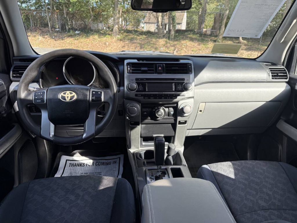 2010 Toyota 4Runner Image 12