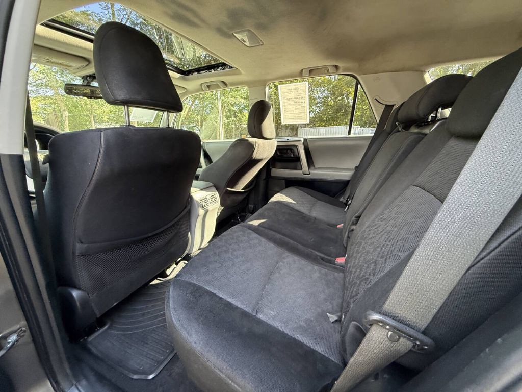 2010 Toyota 4Runner Image 14