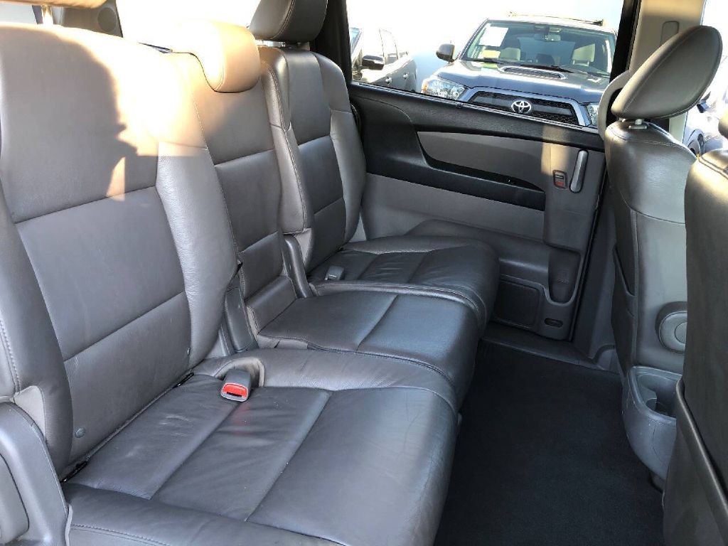 2012 Honda Odyssey Image 13