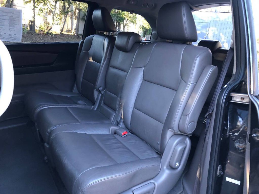 2012 Honda Odyssey Image 14