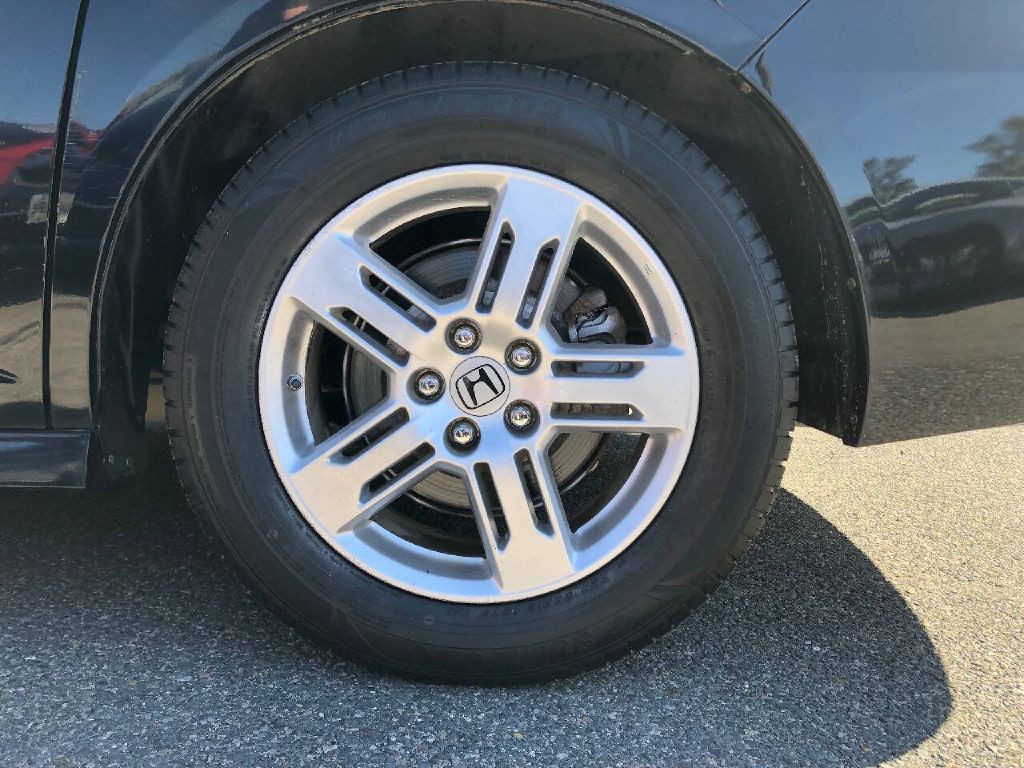 2012 Honda Odyssey Image 19