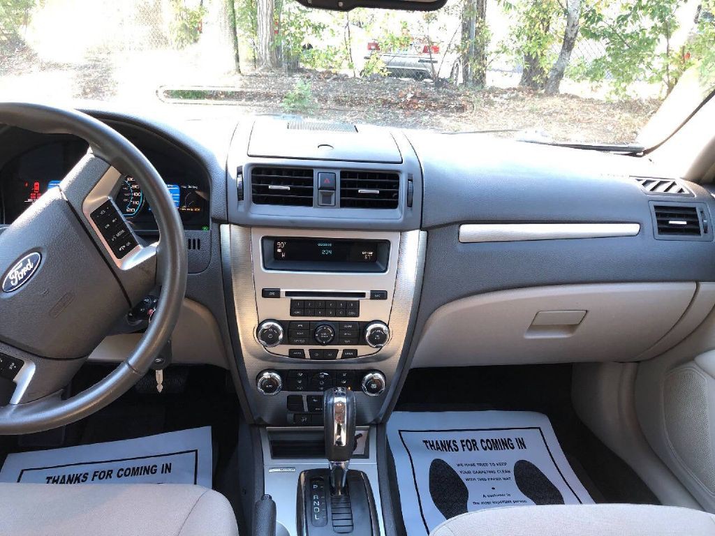 2012 Ford Fusion Image 10