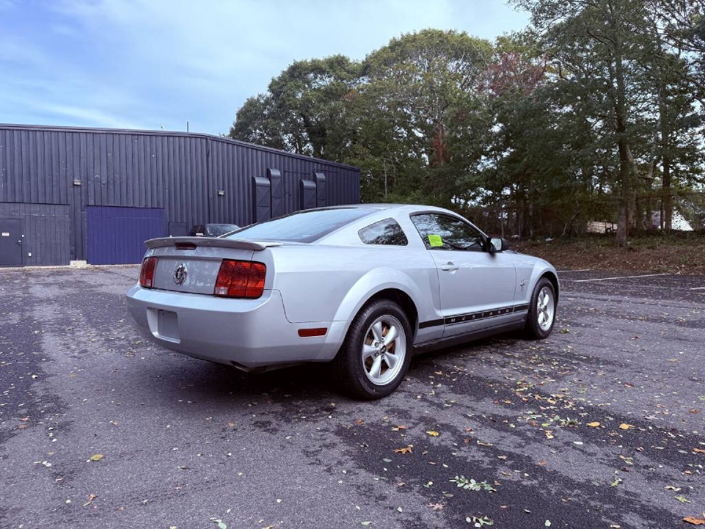 2007 Ford Mustang Image 6