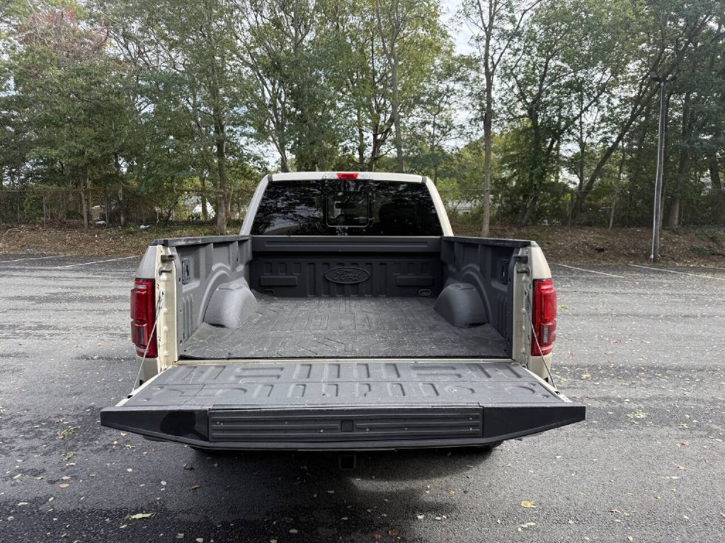2017 Ford F-150 Image 8