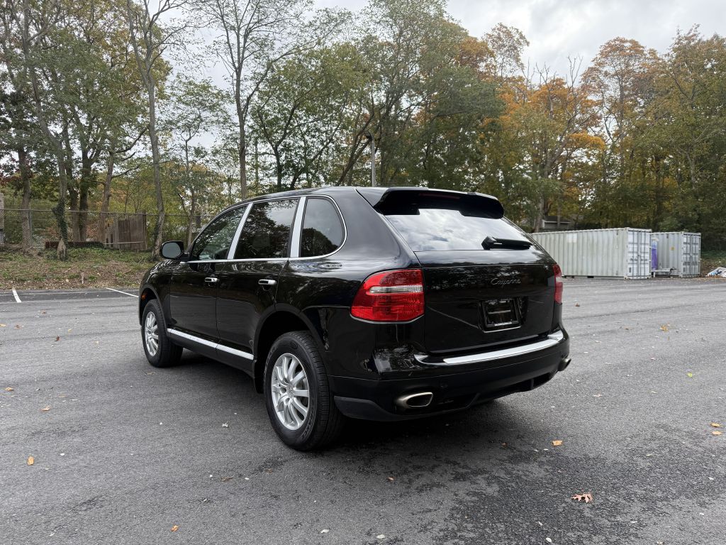 2010 Porsche Cayenne Image 8