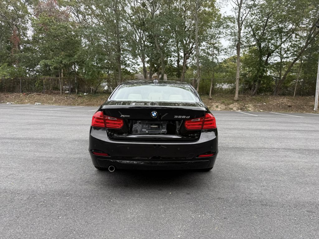 2014 BMW 3 Series Image 7