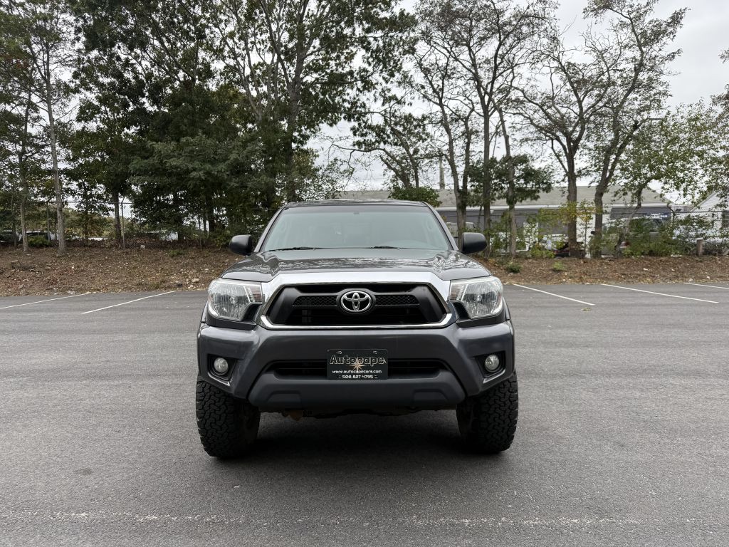 2015 Toyota Tacoma Image 3