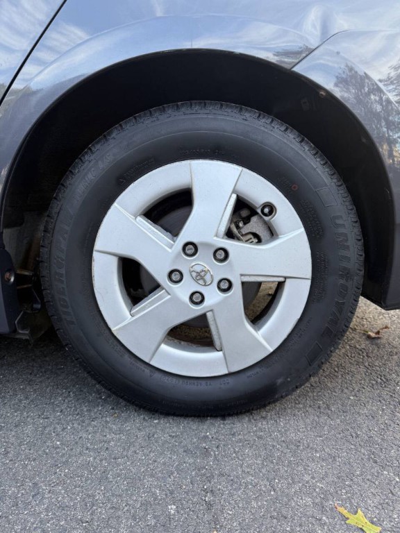 2010 Toyota Prius Image 13