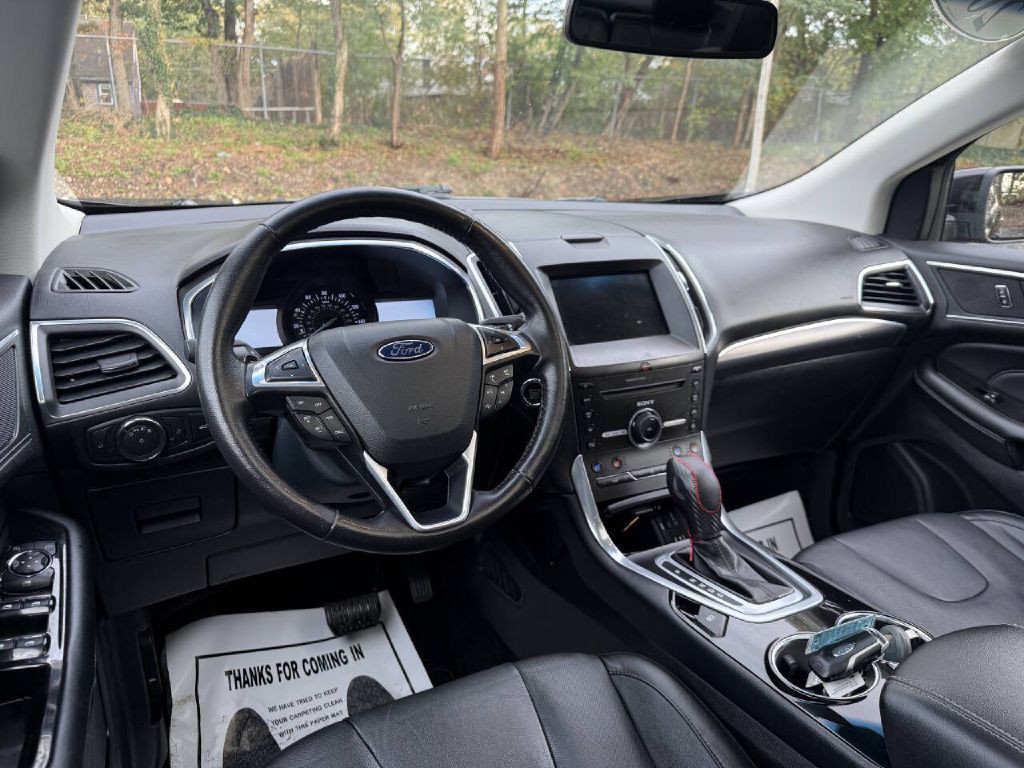 2015 Ford Edge Image 10