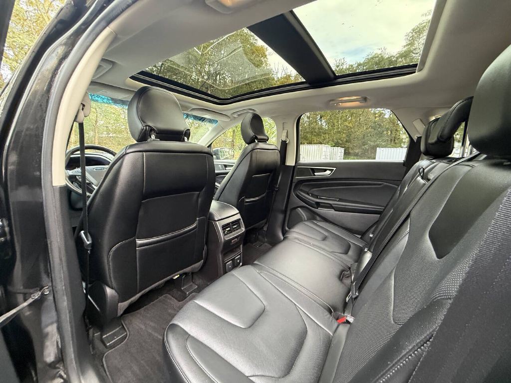 2015 Ford Edge Image 13