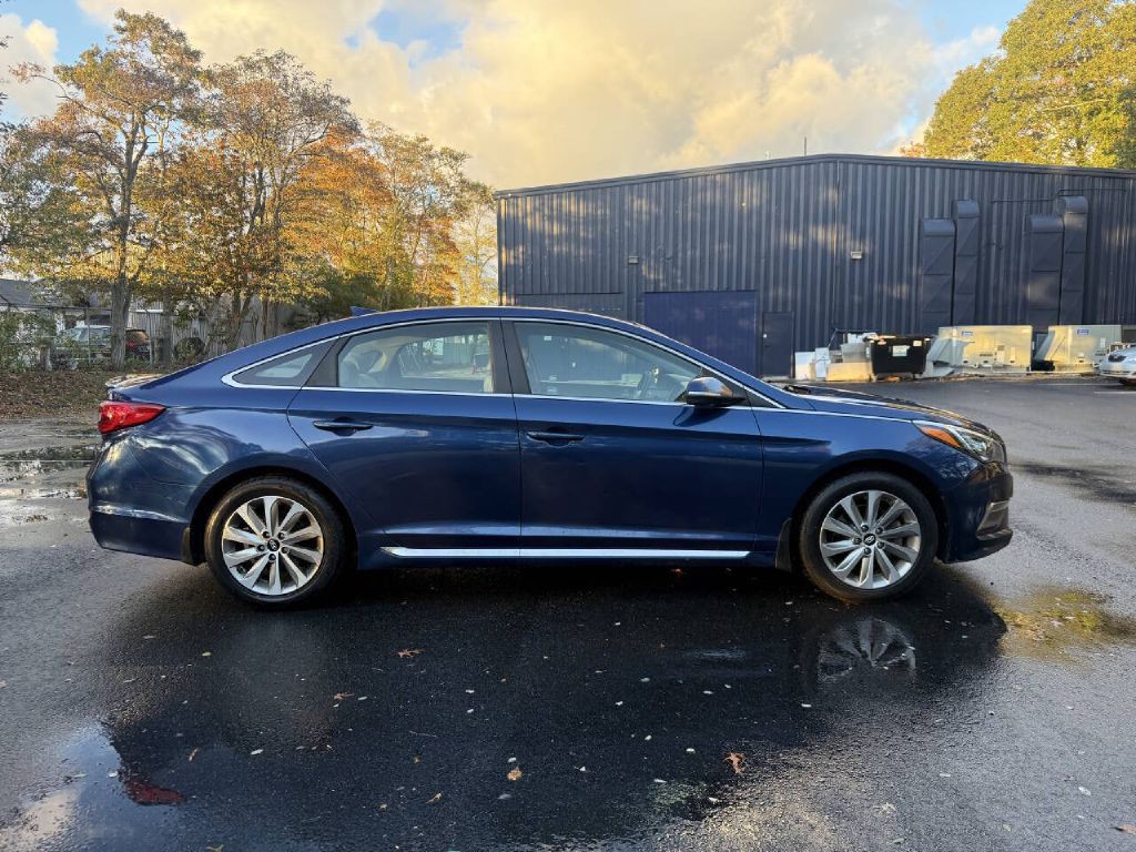 2017 Hyundai Sonata Image 5