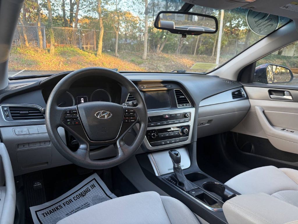 2017 Hyundai Sonata Image 10
