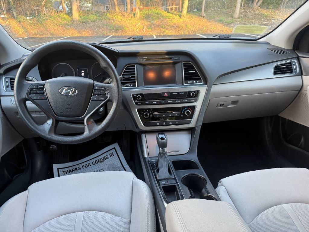 2017 Hyundai Sonata Image 11