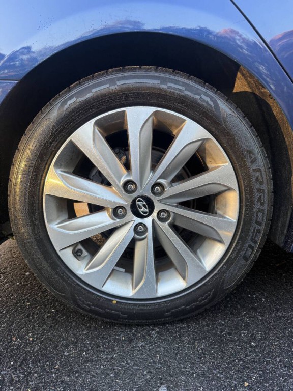 2017 Hyundai Sonata Image 16