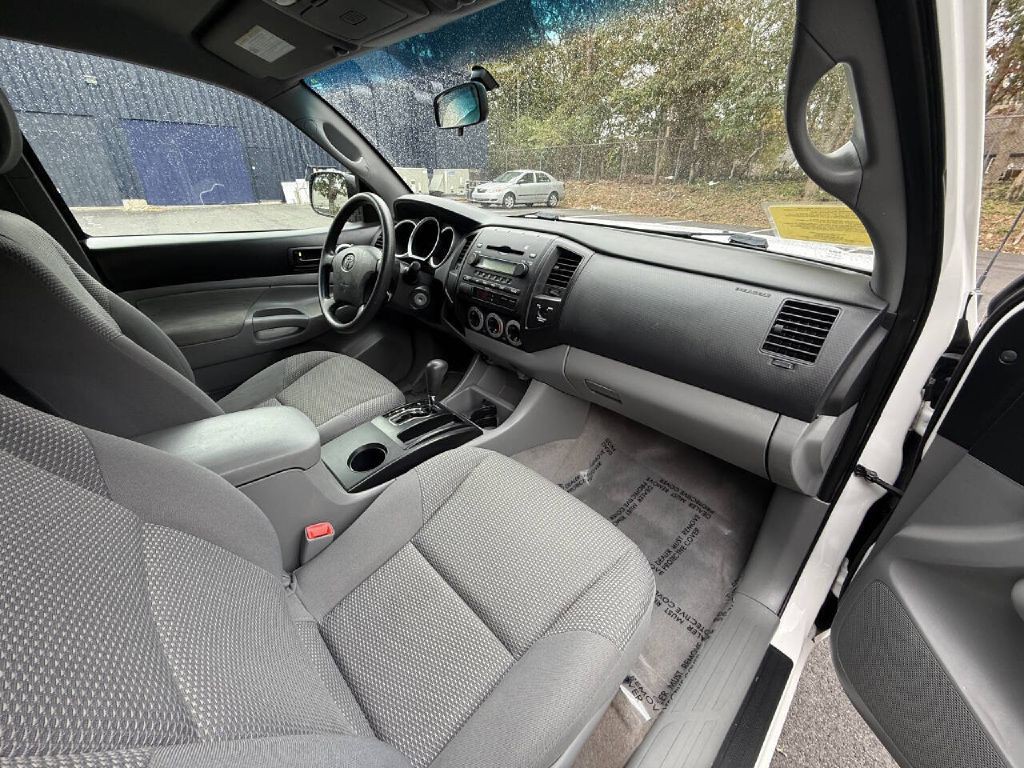 2007 Toyota Tacoma Image 11
