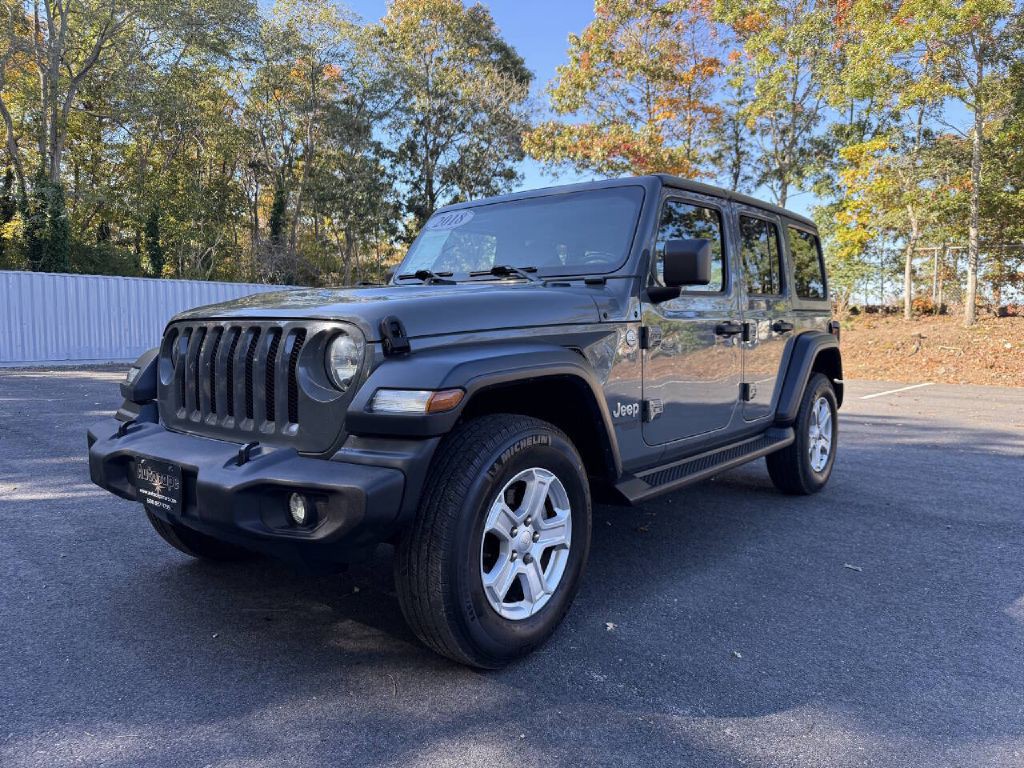 2018 Jeep Wrangler Unlimited Image 2