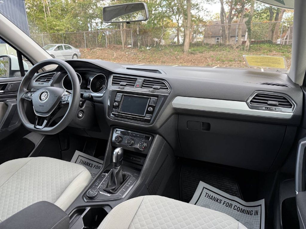 2018 Volkswagen Tiguan Image 12