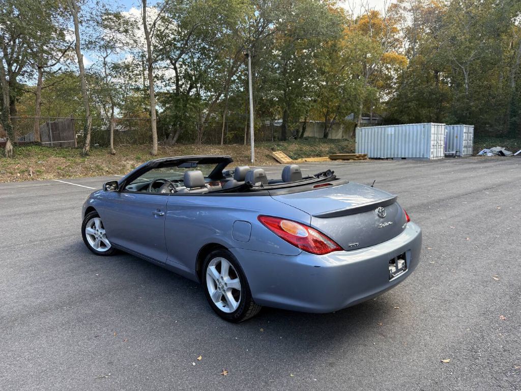 2006 Toyota Camry Image 8