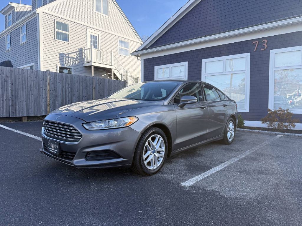 2013 Ford Fusion Image 2
