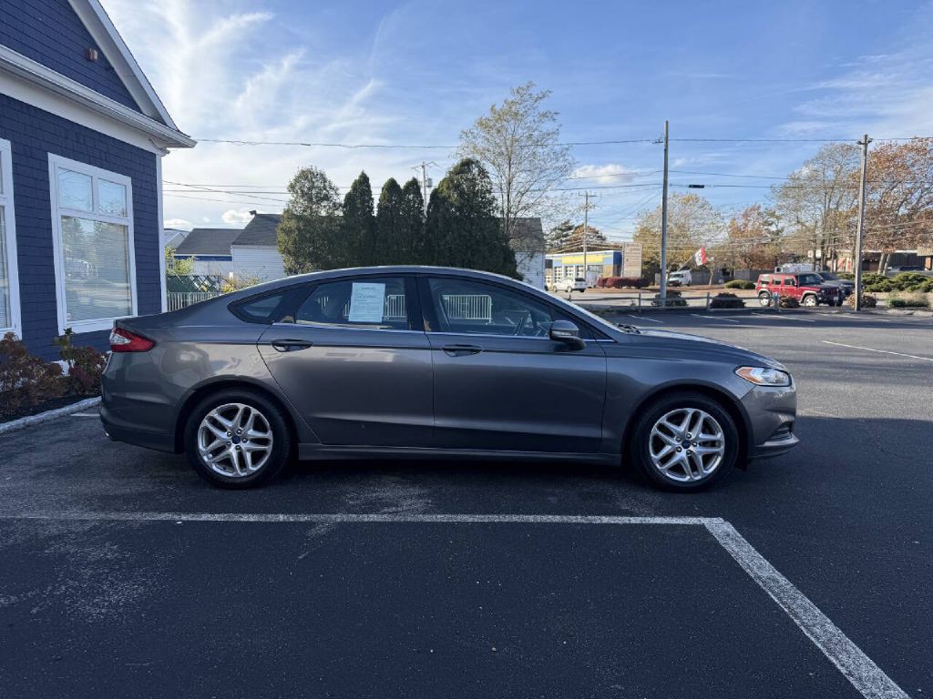 2013 Ford Fusion Image 5