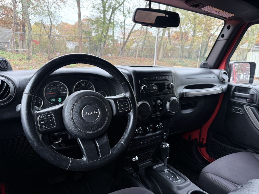 2013 Jeep Wrangler Unlimited Image 10