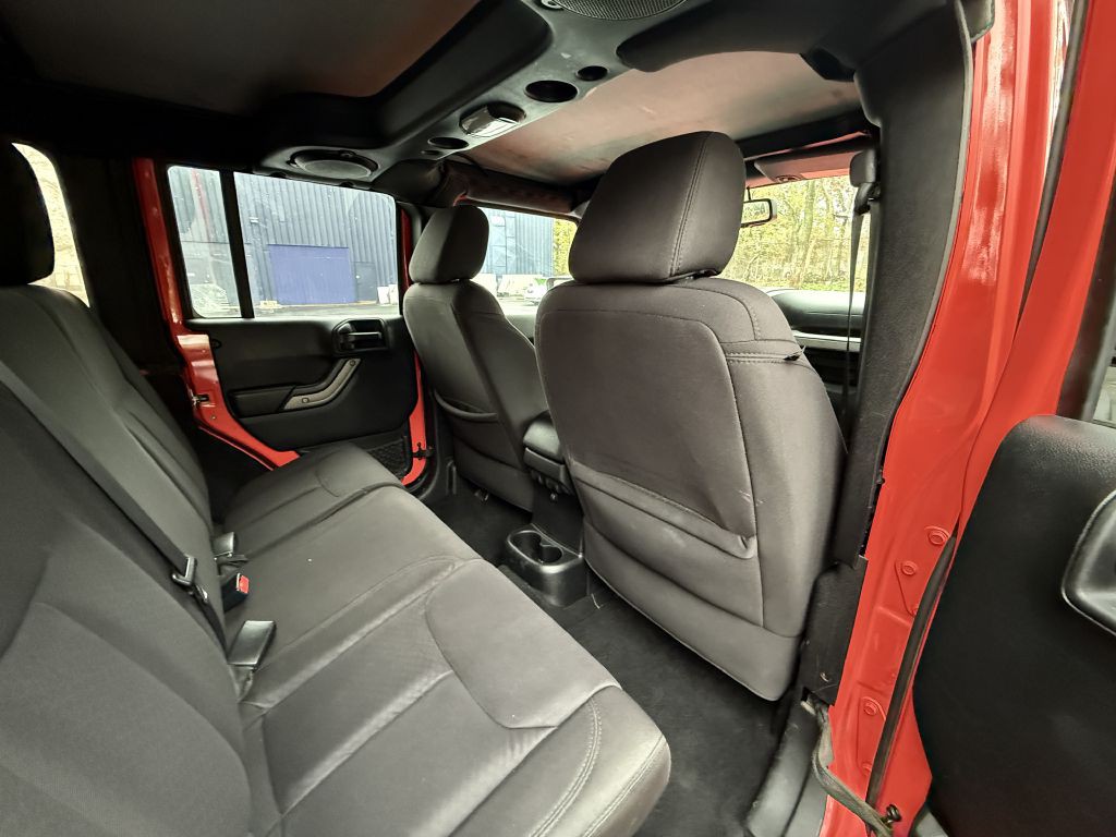 2013 Jeep Wrangler Unlimited Image 14