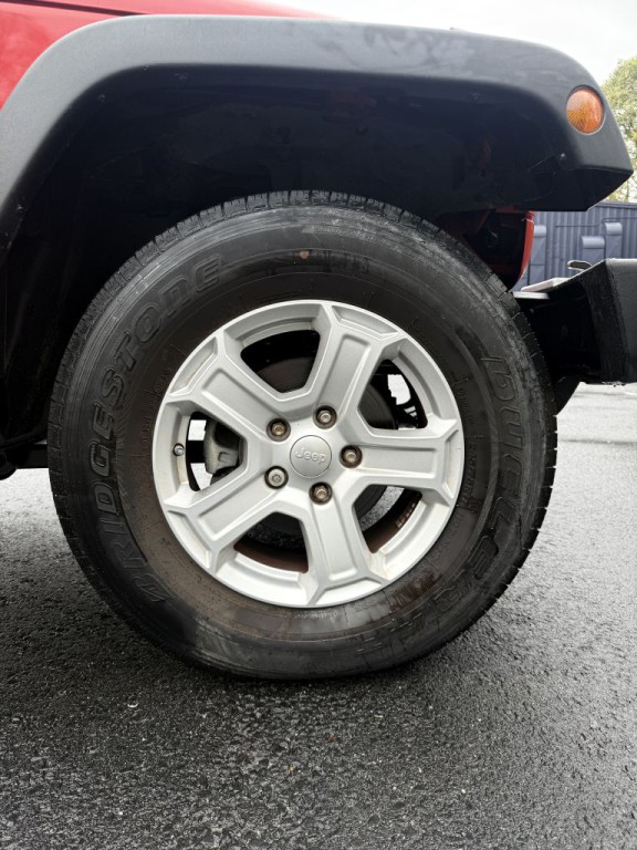 2013 Jeep Wrangler Unlimited Image 15