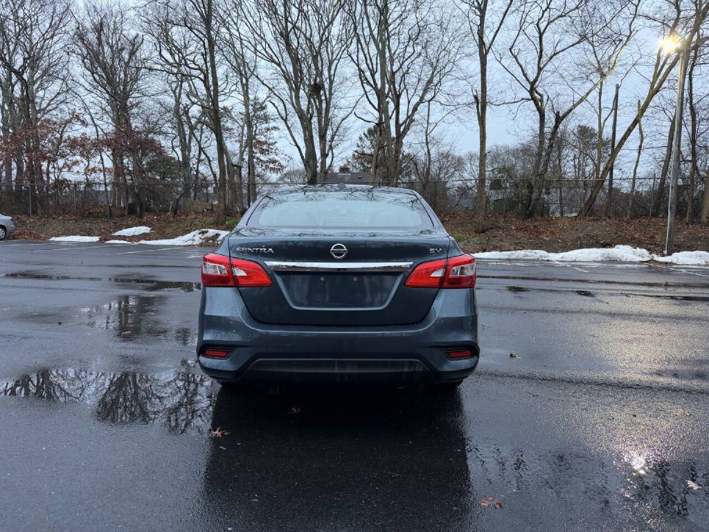 2017 Nissan Sentra Image 7