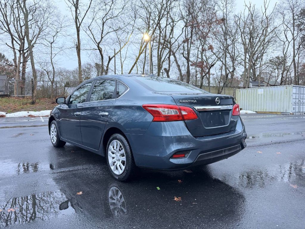2017 Nissan Sentra Image 8