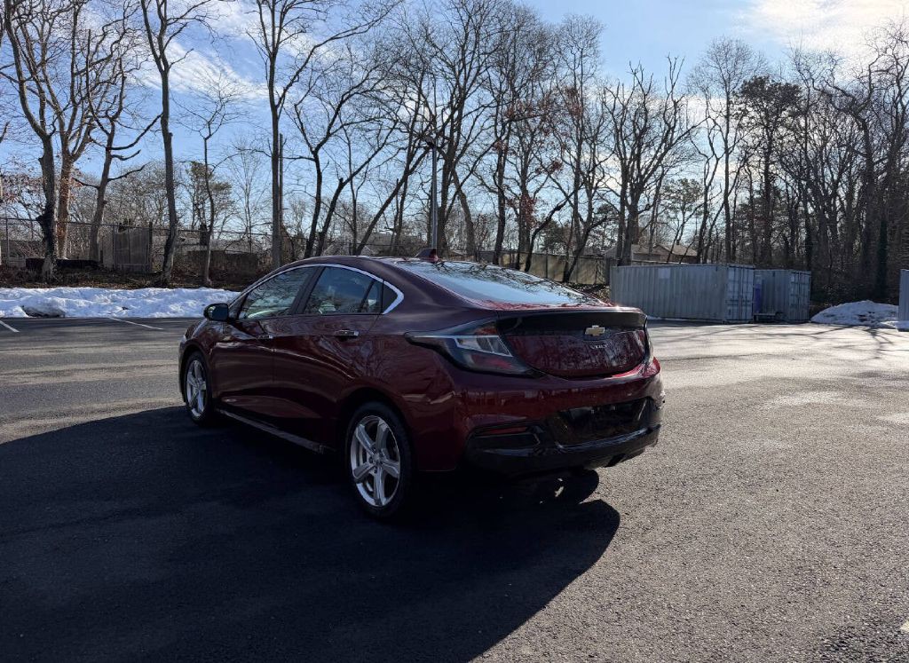 2016 Chevrolet Volt Image 8