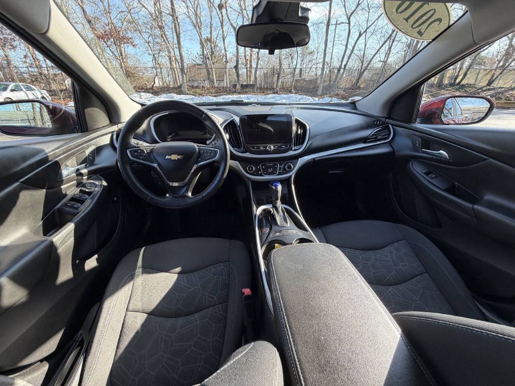 2016 Chevrolet Volt Image 11