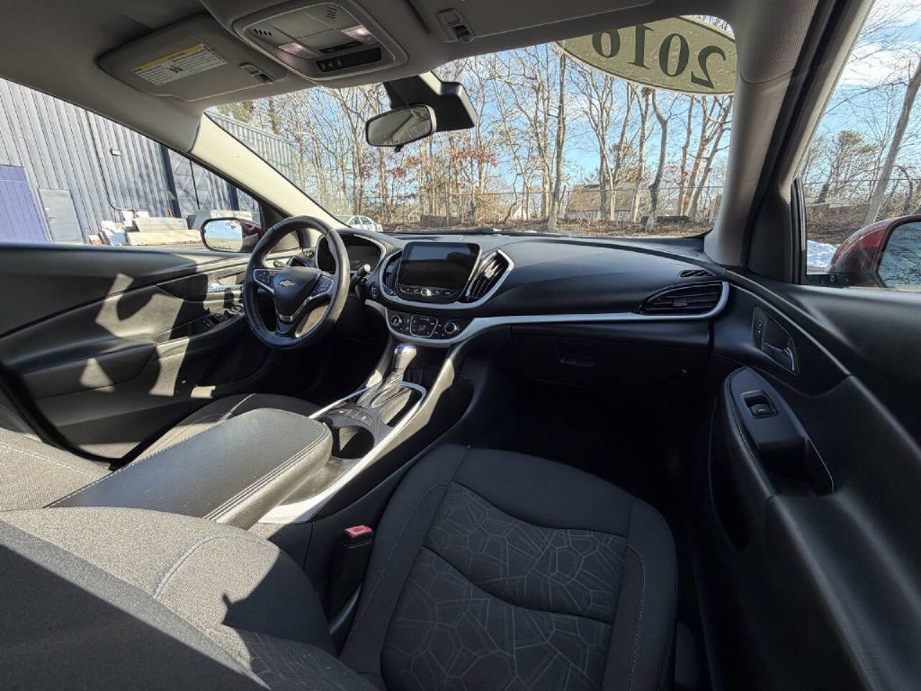 2016 Chevrolet Volt Image 12