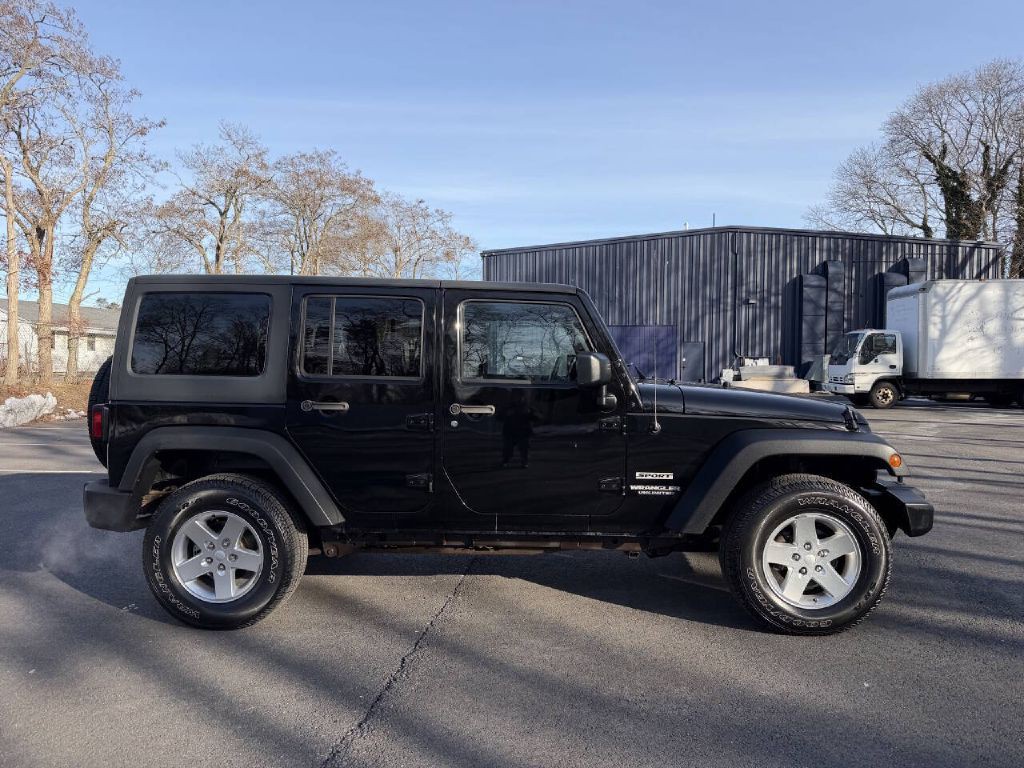2014 Jeep Wrangler Unlimited Image 5