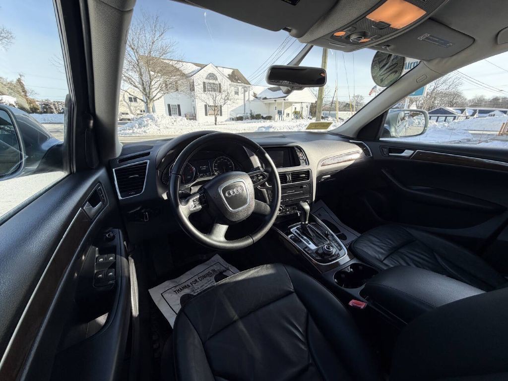 2011 Audi Q5 Image 10