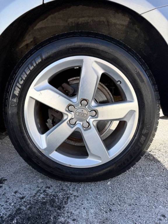 2011 Audi Q5 Image 15