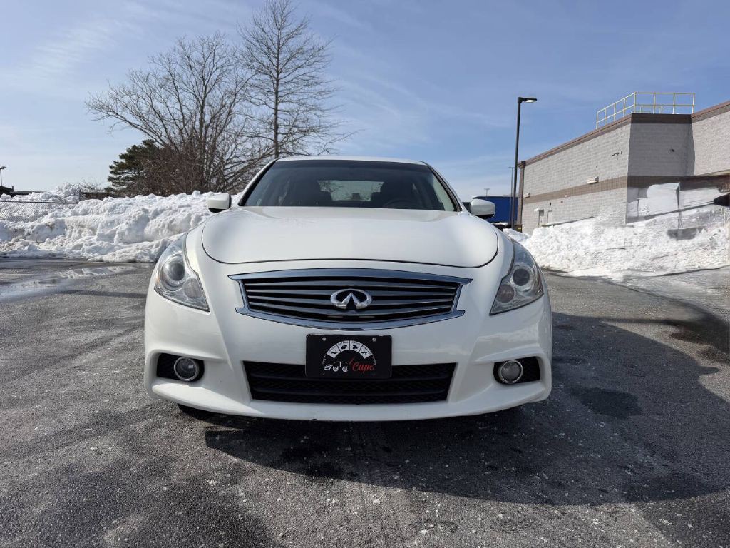 2013 INFINITI G37 Image 3