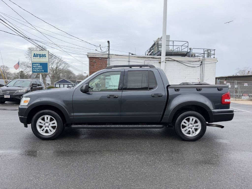 2010 Ford Explorer Image 8