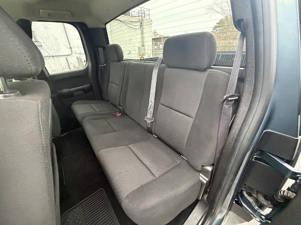 2012 Chevrolet Silverado 1500 Image 12