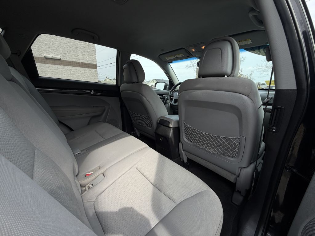 2012 Kia Sorento Image 11