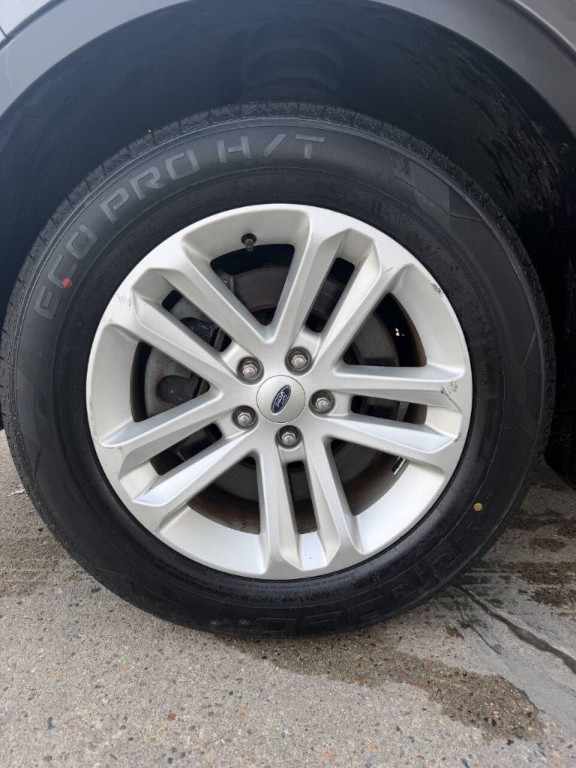 2015 Ford Explorer Image 19