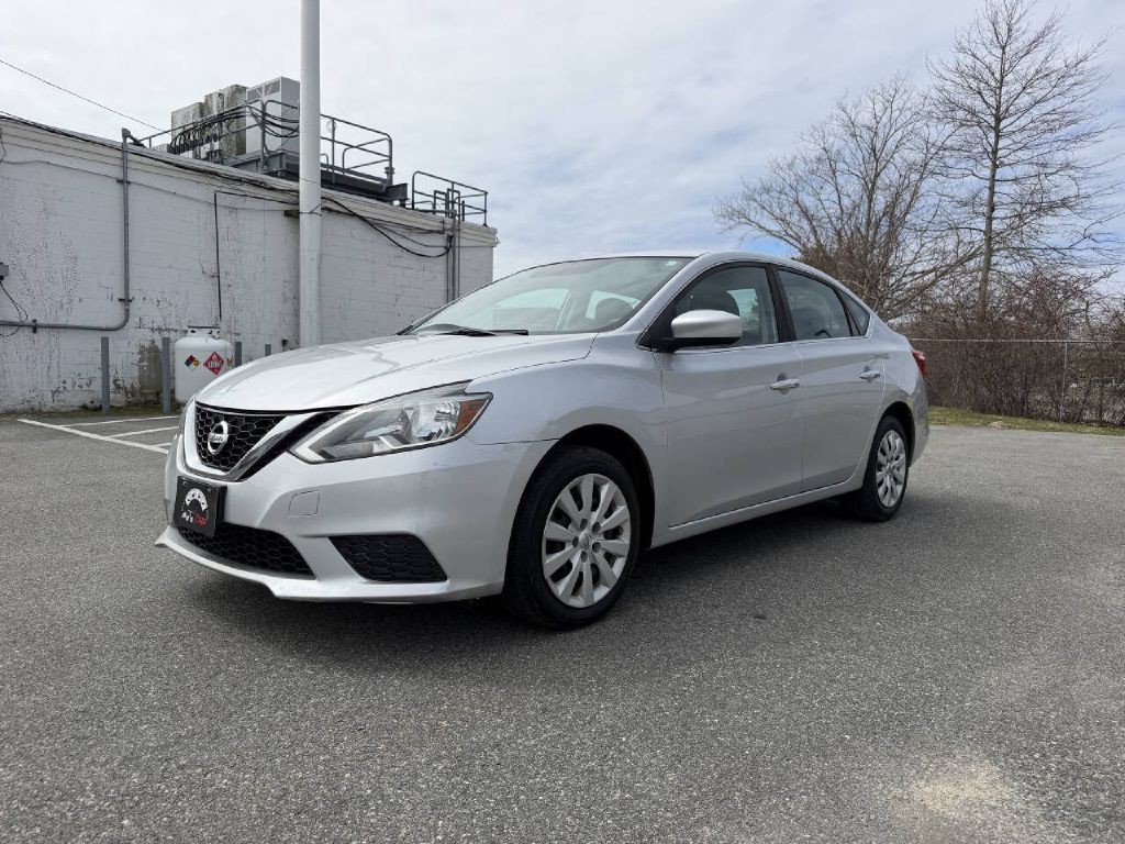 2017 Nissan Sentra Image 2