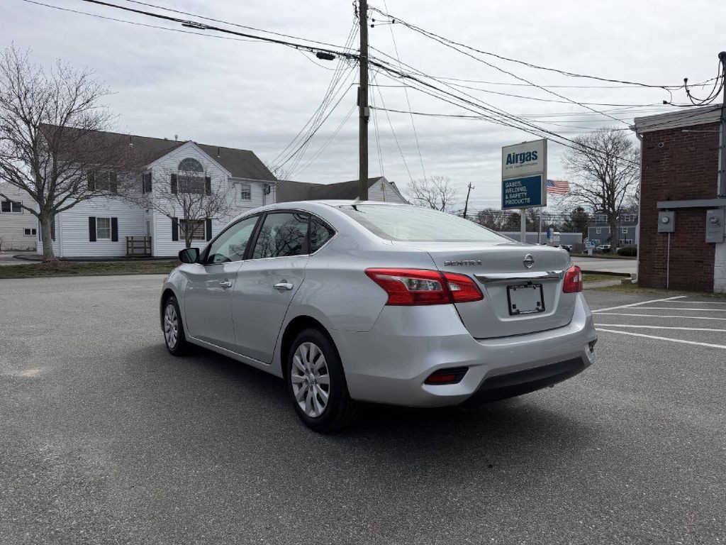 2017 Nissan Sentra Image 8