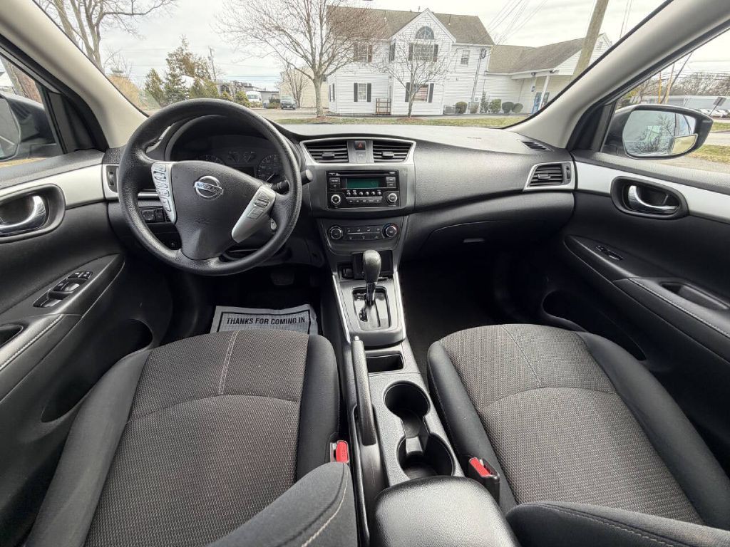 2017 Nissan Sentra Image 11