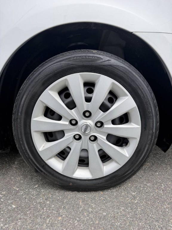 2017 Nissan Sentra Image 15