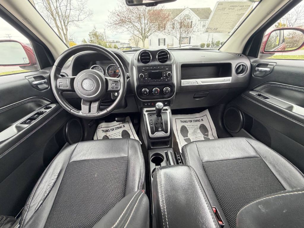 2014 Jeep Compass Image 11