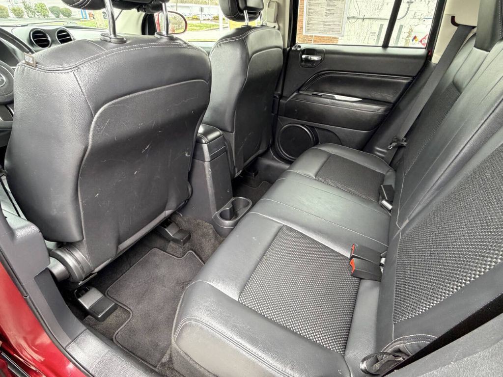 2014 Jeep Compass Image 12